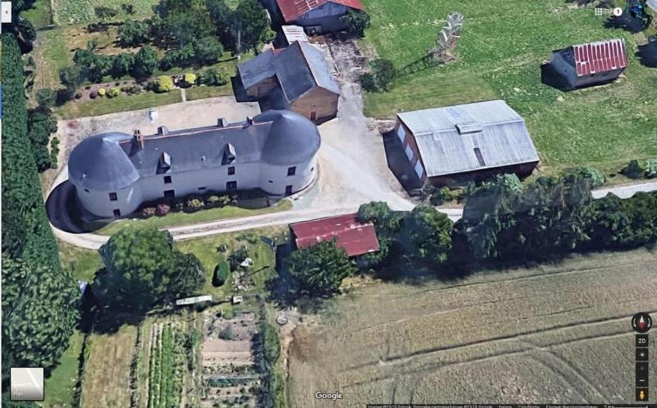 Appartement Manoir De La Guignardiere : The Ou Cafe ? Chavagne